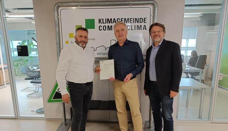 Aster continua la partnership