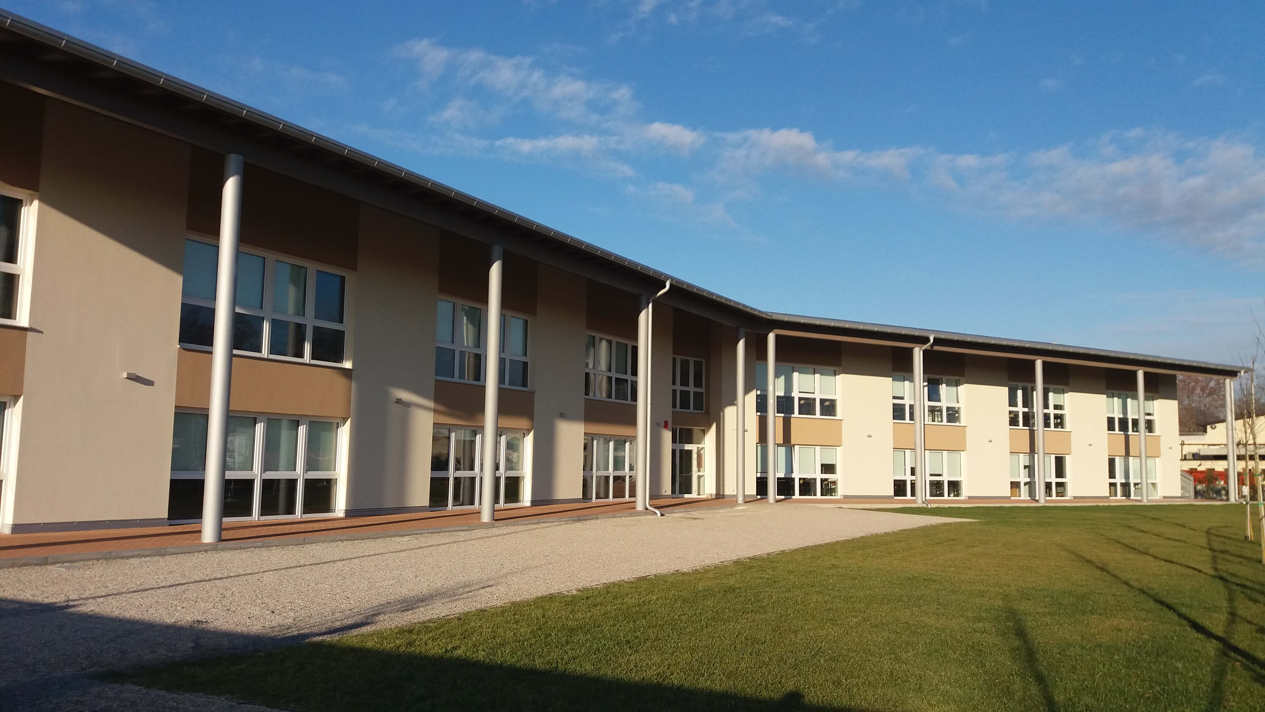 Scuola secondaria "P.D.Frattini" a Legnago