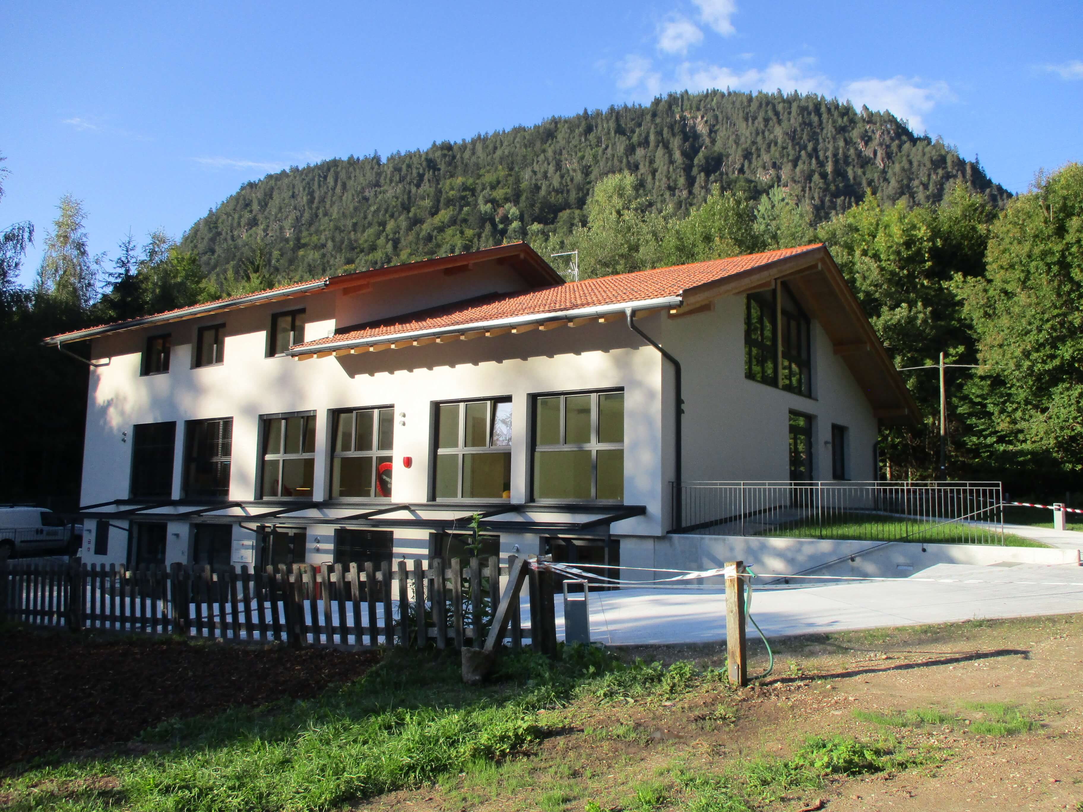 Scuola materna a Fontanefredde